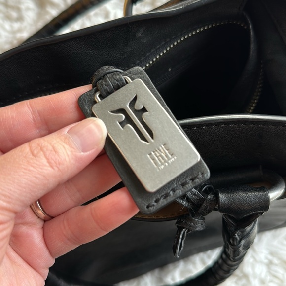 🍁SALE!🍁 Frye Black Leather Satchel - Picture 8 of 8